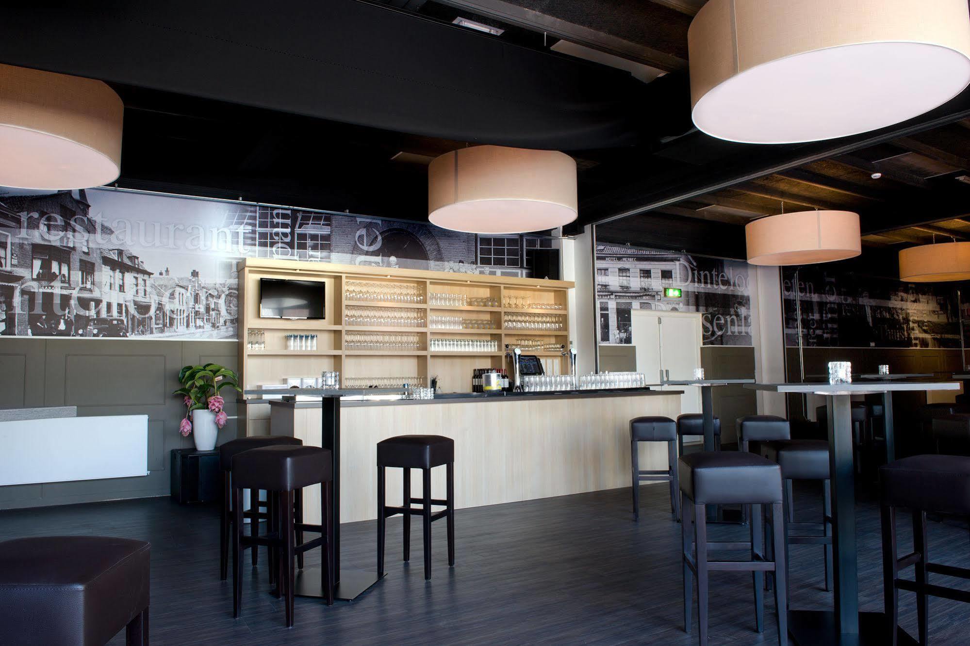 Hotel-Restaurant Thuis! Dinteloord 외부 사진